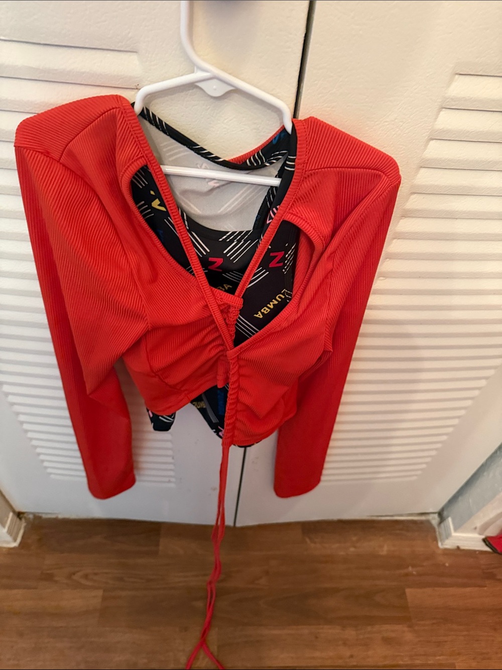 SHEIN Red Ribbed Long-Sleeve Cropped Drawstring Top